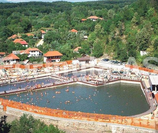 Minunea de la Gorj. Băile Săcelu în haină nouă