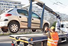Masinile ridicate, mina de aur pentru baietii destepti din jurul Primariei