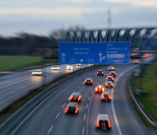 TVA-ul transfrontalier, motiv de “pana prostului” pentru companiile de transport