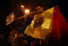 Doi ieseni, arestati, apoi expulzati din Moldova, pe motive politice