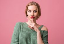 “Mi-a cazut cu tronc un trainer!” Afla despre ce se discuta pe un site de videochat forum