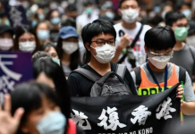 Liderii democratiei din Hong Kong au primit condamnari la inchisoare pe fondul represiunii de la Beijing