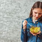 Sa fii vegan in adolescenta: o realitate in crestere?