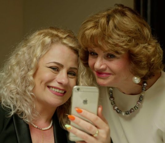 Vine ziua surorii tale? Arată-i cât de specială este într-un mod inedit