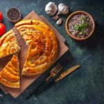 Trucuri pentru prepararea plăcintelor cu carne