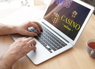 Casino live vs casino clasic online: diferențe de experiență